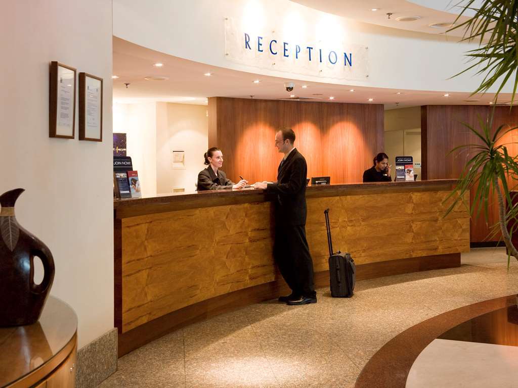 Novotel Perth Langley Интерьер фото